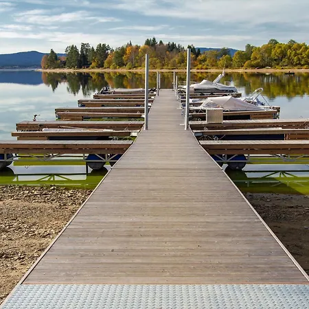 別荘 Holiday Lakeside Village 37 By Interhome